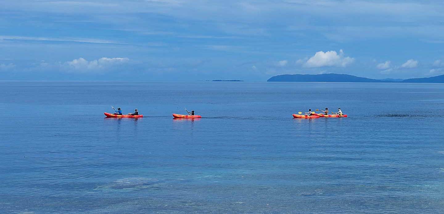 kayaking raya ampat