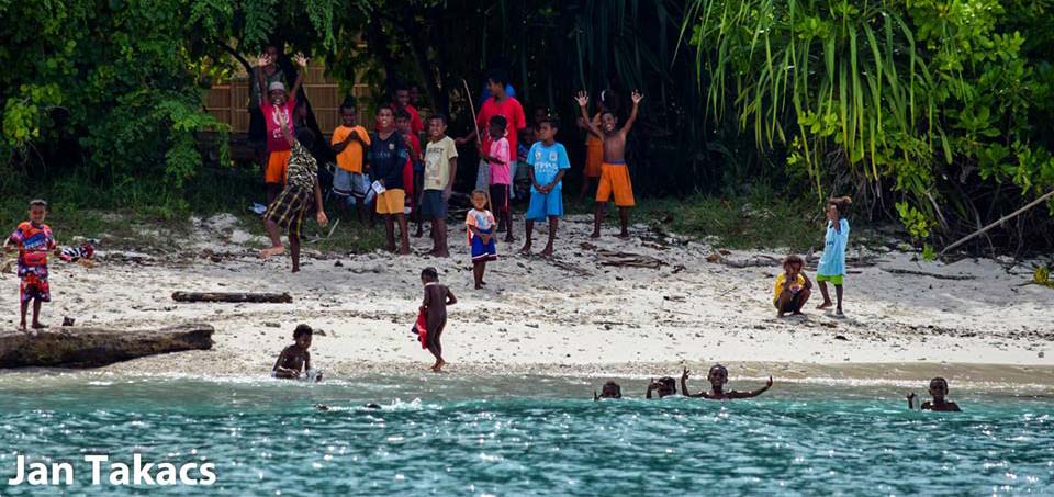 Raja Ampat People Papua Paradise